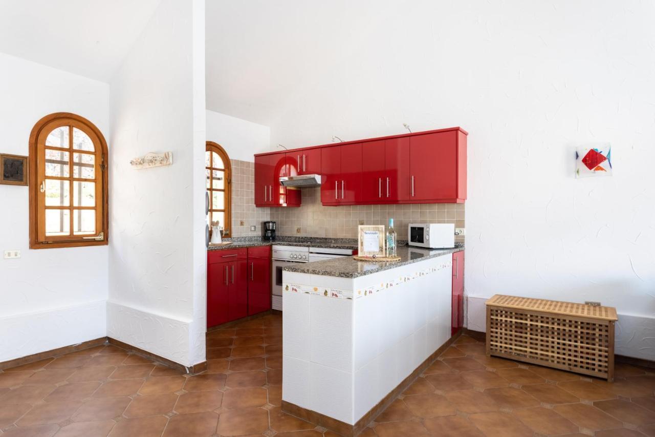 Casa Limon - Ocean View - Bbq - Garden - Terrace - Free Wifi - Child & Pet-Friendly - 2 Bedrooms - 6 People Порис-де-Абона Экстерьер фото